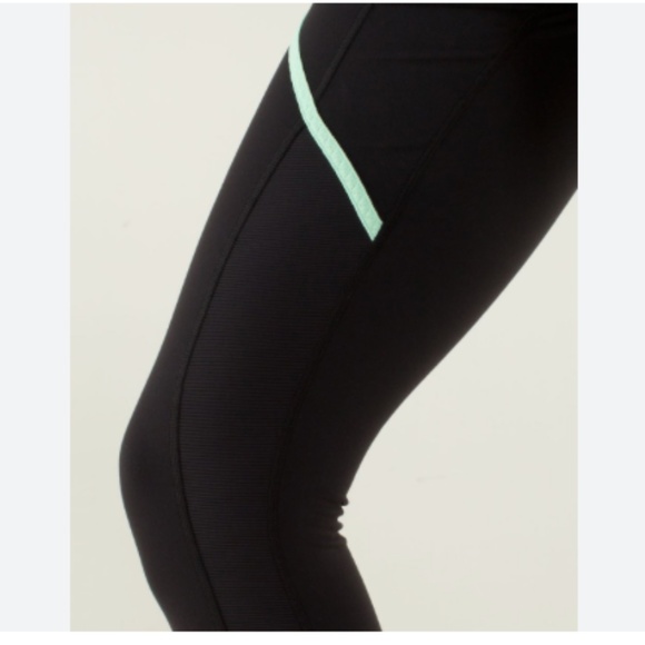 LULULEMON Roll Out Crop Black/Fresh Teal Size 10 - Picture 6 of 15